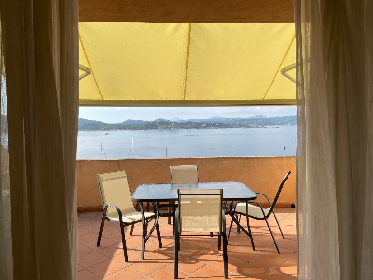 Appartamento Fronte Mare Residence Weber La Maddalena  Exterior photo
